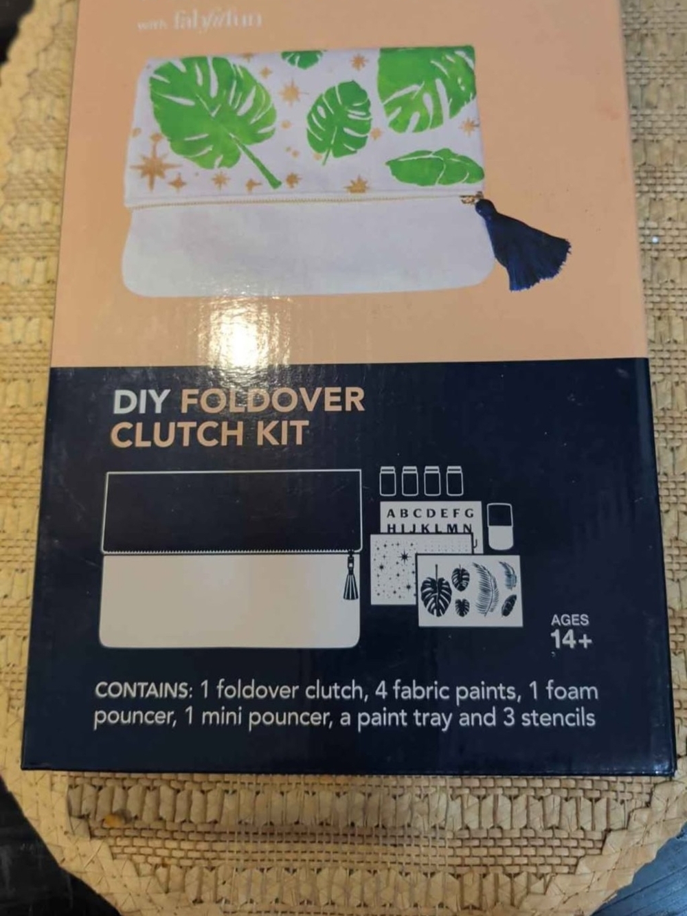 DIY Foldover Clutch Craft Kit — Leaf Stencil in Green
